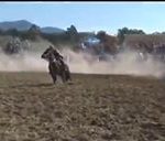 Toro salta sobre espectadores en rodeo y deja diez personas heridas en Huasco Bajo